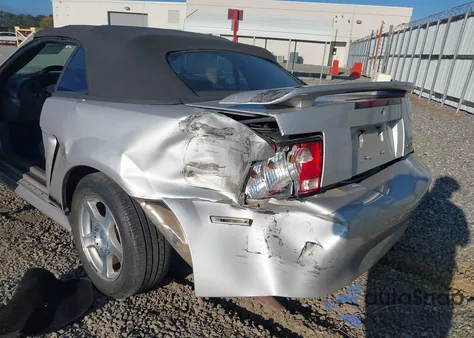 2004 Ford Mustang из США, поврежденный, VIN 1FAFP44684F133237